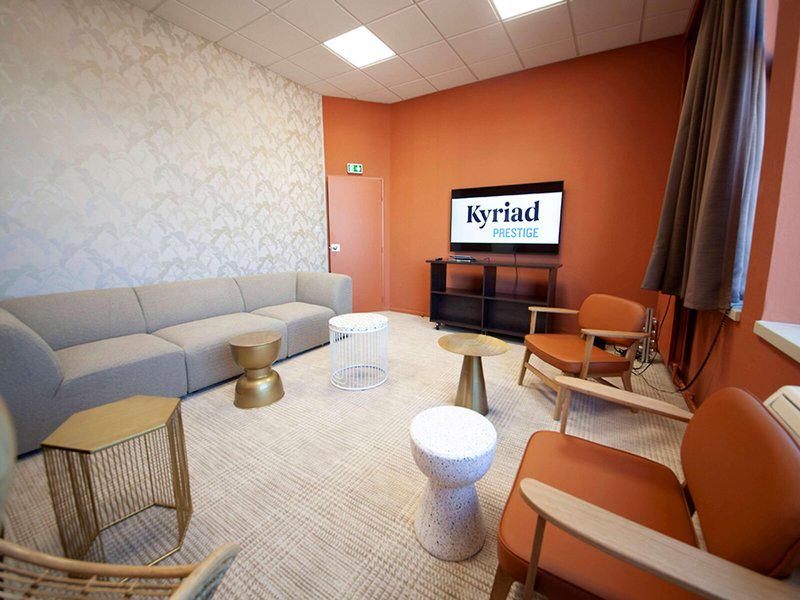 32F5A7CB56936B286D09D5DA01E8CF0D