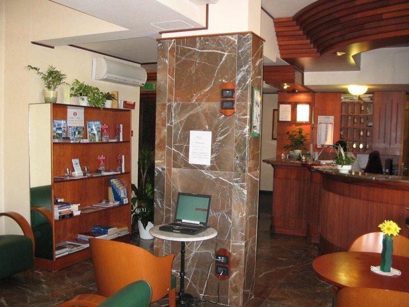 03B5EF2F8E199EE7C046EB435C123017