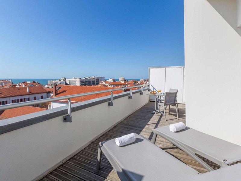 985F42C0945EC1FCC4CB83BA336B9312