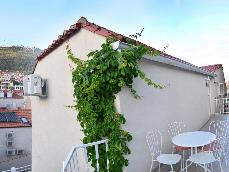 B0C96E07238B70E068DE751E33125358