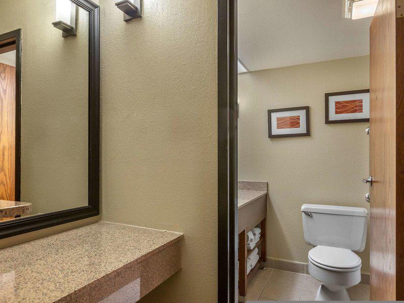 A1BCF13D55528825661A059E0A6C420F