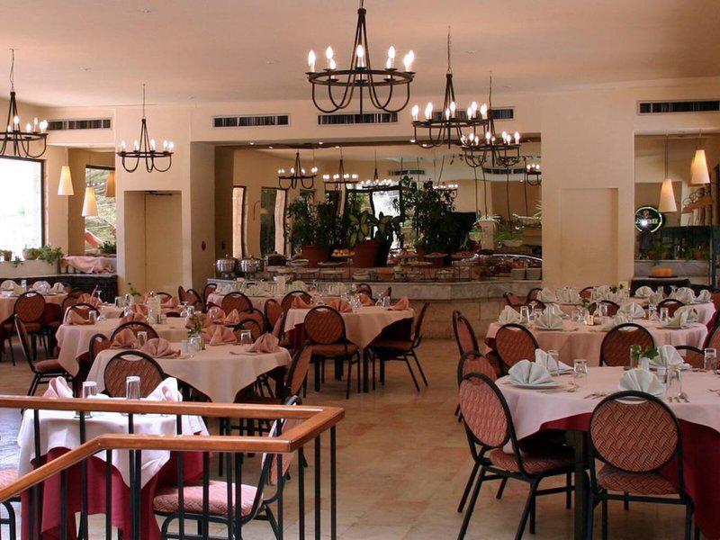 06C0E663F474657D5A40ADFBFA5C1485