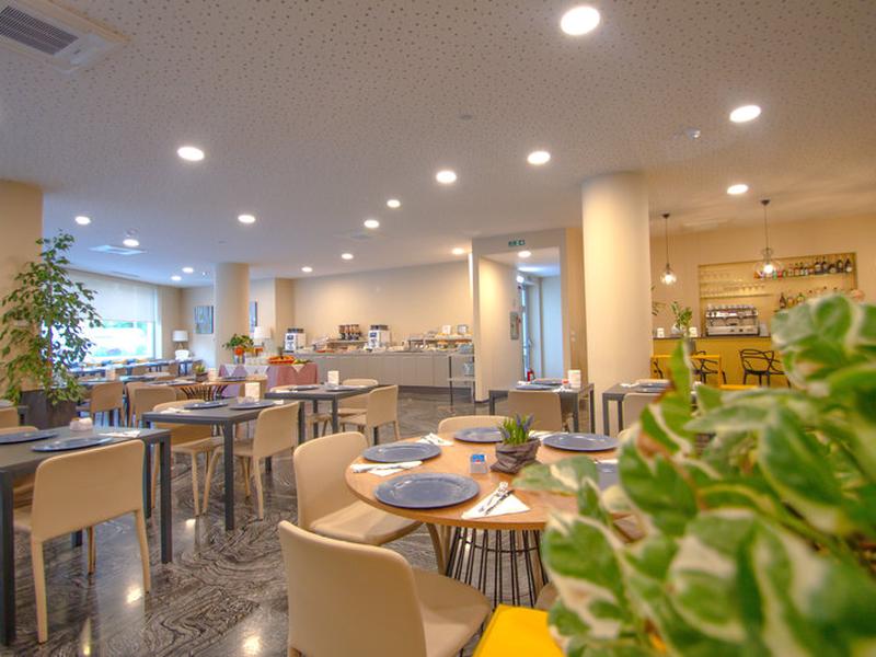 7FE5B55B2393FD1D0A011A0E8DABD787