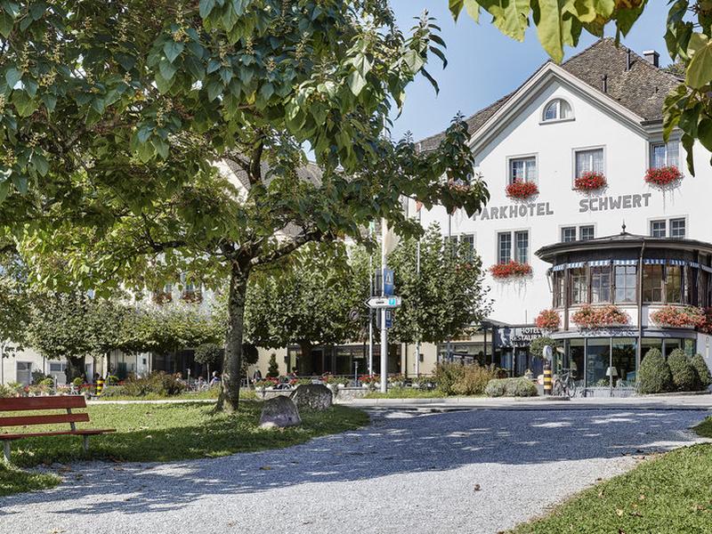 DE6C342C081DF4F0D3BE3C5595B0BE41