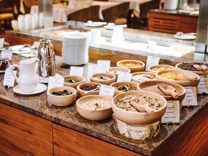 ADC594288025324840763393DD3E40E6