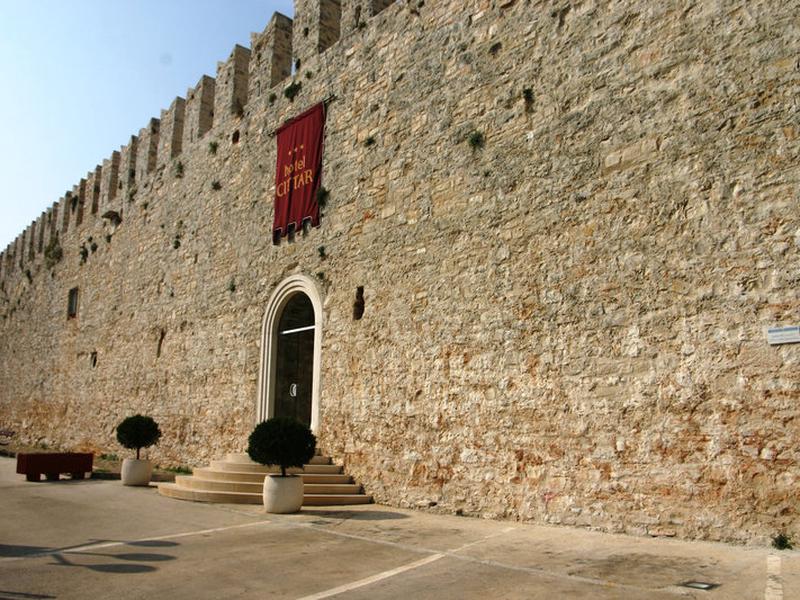 6E807D44A19791D5B74CAFFB3C514426