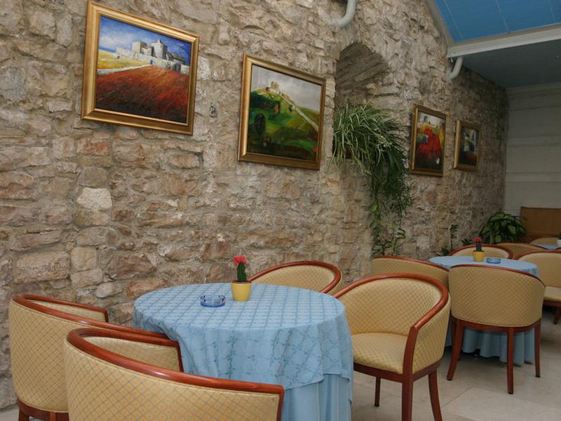 5F3118EE55485017A3E954D3FFF806FB