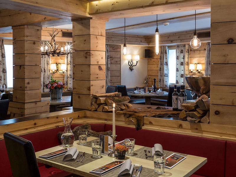 B6EC33BAC384F8577ABF5751B6A29373