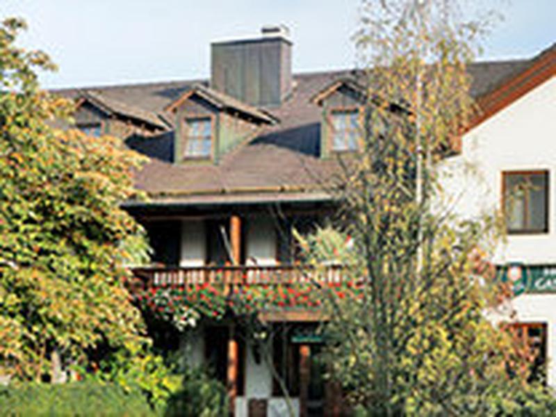 D22BFC23A053376B392E9C794AEAAC8B