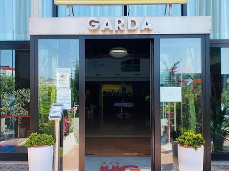 0DF3D89BAA77081EE142CB6C67394276