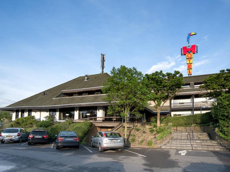 2A1A80CAB8D393C3E0A0532F20168A3C