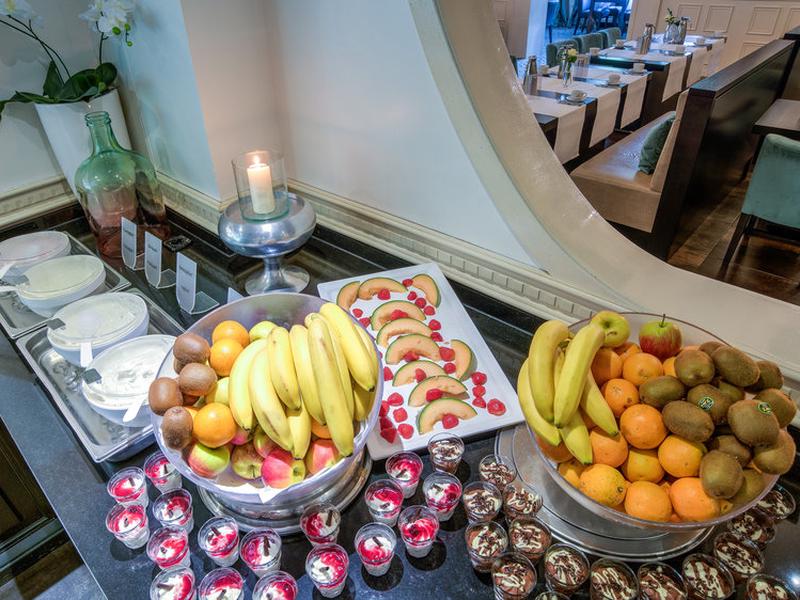 1FF25146D1660F9C21B4ADA7392A895B