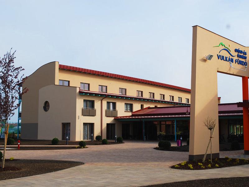 B2ECC19D1C597C7C89EDED6684A9CD52