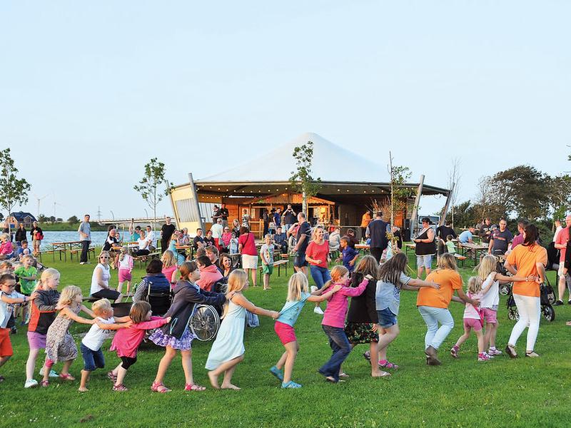 A53D3CE9A1F6F1885F3BC8B41D56FC71