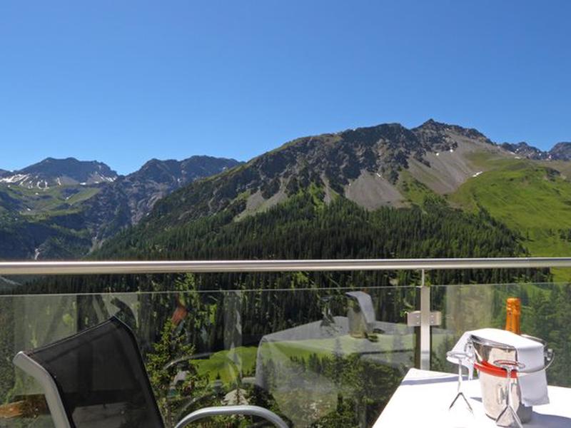 0378CA1274E32B5FD922363405797B0A