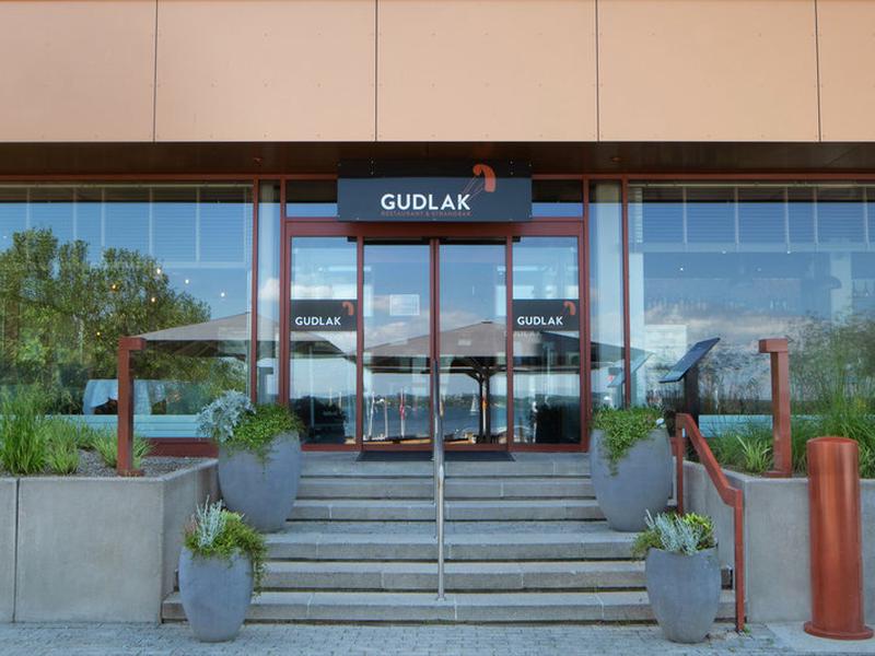 E998258B0A1D57AFD77B0B3ACA08CCB3