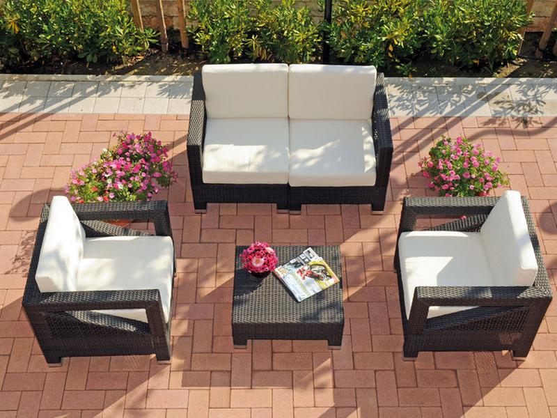 20EE33233F2145D55432C8B09B00785D