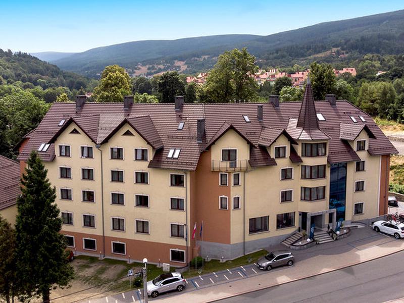 21FFCF43E341D3E70FF28C8A4390E092