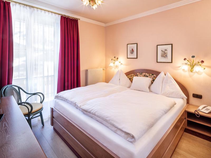 9B5B2A303765A16ADCC124A49CF3A80C