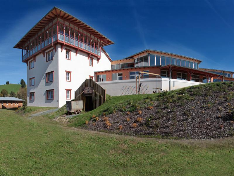 EAA9C6223D6E676F50FFB489970689F0