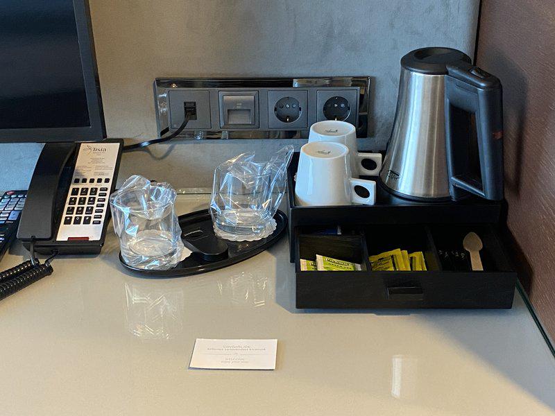 20434EAC0235D2640C5006C56916F9D6