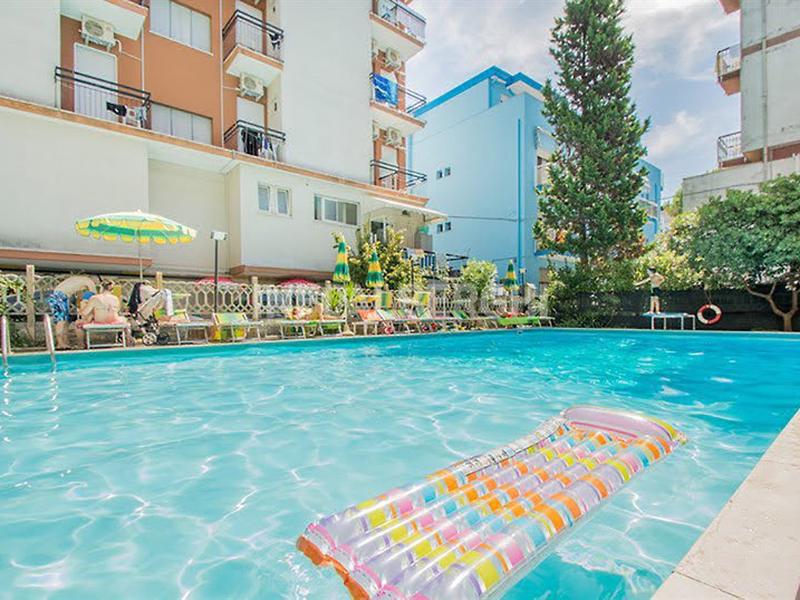 6D23C20AB44CA1BF028D194B9F658FD2