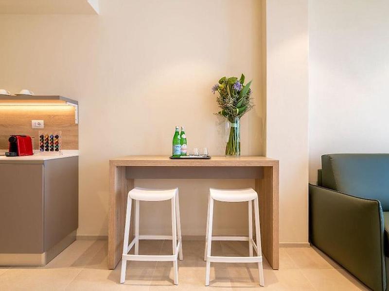 BE516E8EC0BACF6F60951D90FD2903D9