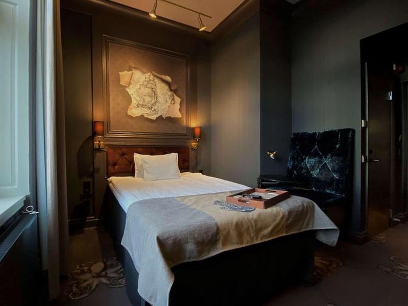 909CF5CCC08D19F0F5BBB819B7A4D169