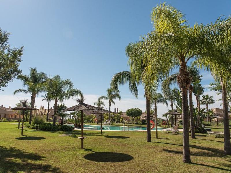 023E55C67FB7793EB3BB646552FBBF3B