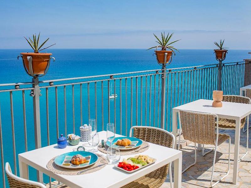 523F846B43DCC197F8E5C3DA6F0B61CC