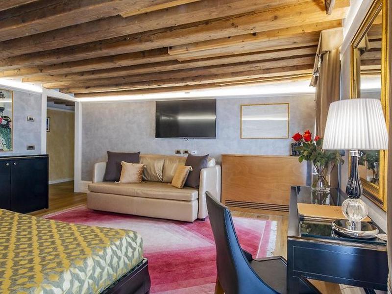 2F671A94D541574E4622E2679D5BBFB7