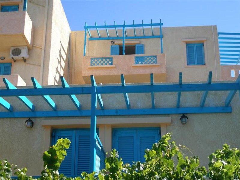 C653AB478F20AB8FD69302C846EA71A7