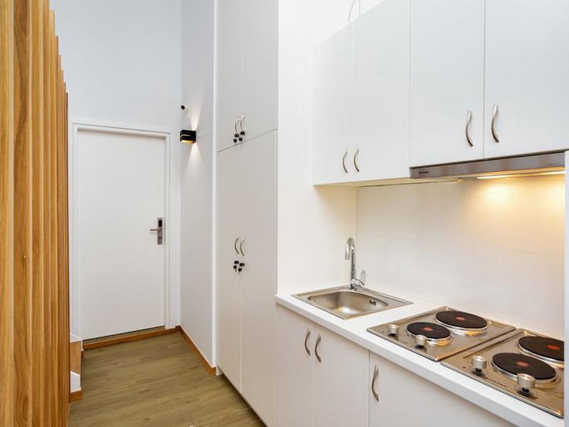 AC211796A654C1985F71C490461CC33A