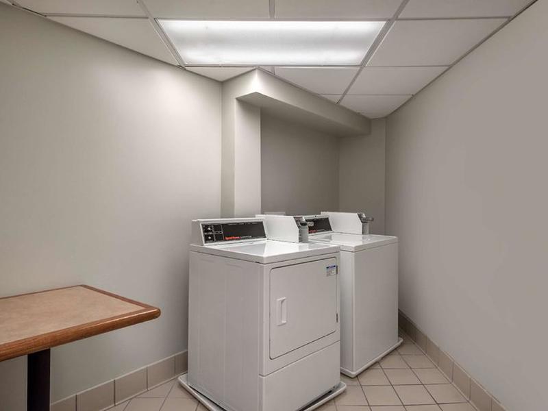 14F6615B33EF2B8BEF0B3979564BC1DD