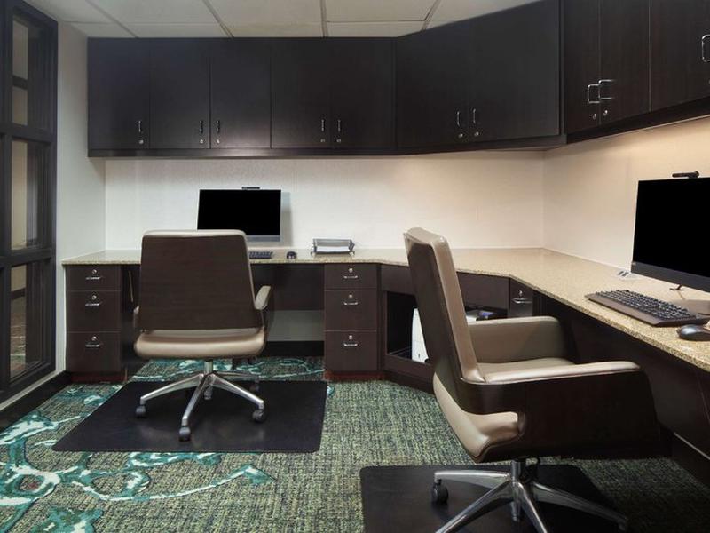 B3C79EF236473D31AC2794FC9D040634