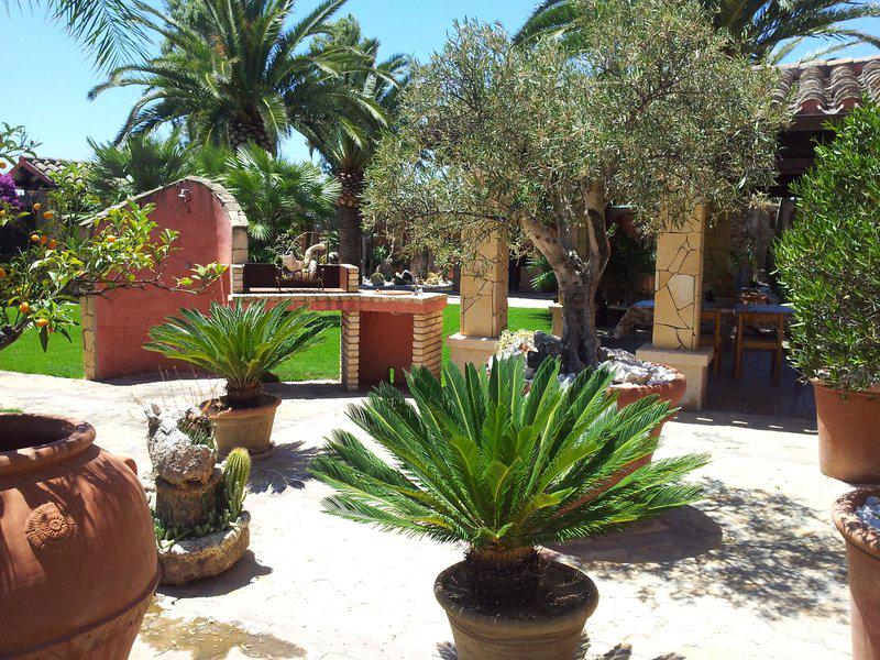 93608048DFC8A0FC015D272F4FE7F806