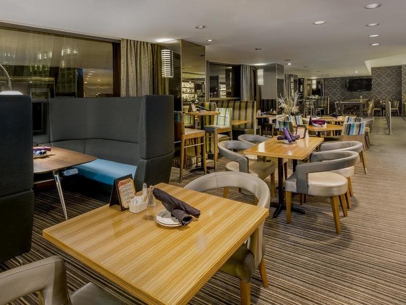 B034E2C833E8810B0438EF60B68859E0