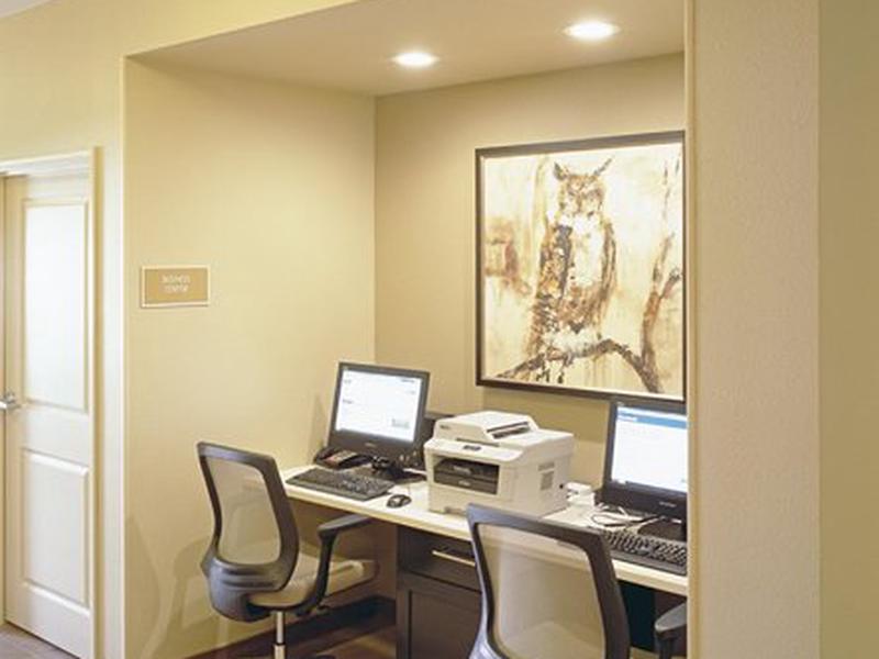Candlewood Suites Fort Collins by IHG