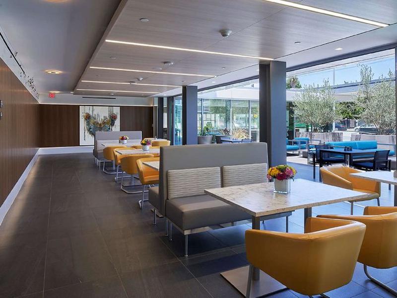 D9899BD1A99408EC9957239BB41D6D20