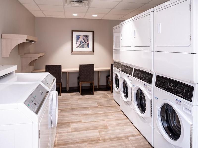 6D0FC587F85107D4170E3D5ABD7C972C