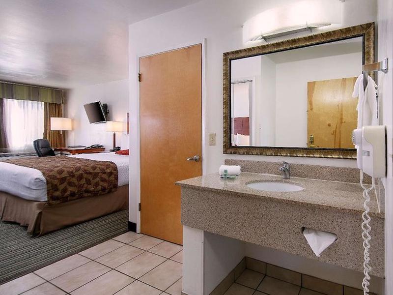 4048D5DE1EB8D4A01827E0F3D7E59041