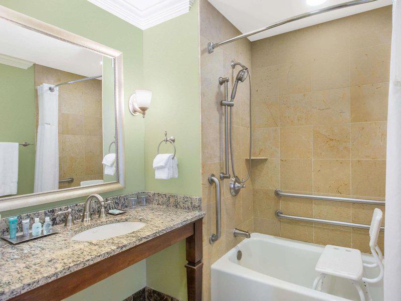 06EBC6CD5A5A905E7DA1D7492AA1270D