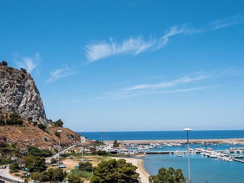 429B4FD470DF4CA7648182F92EC9B026