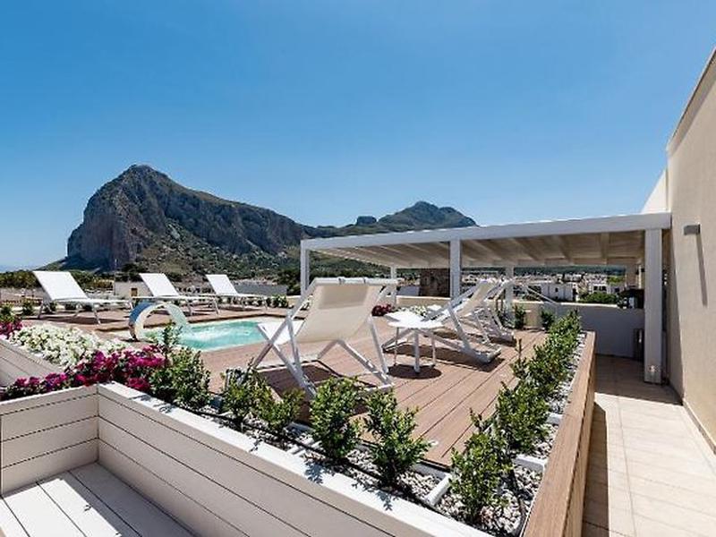 9D27DB55C3F82E49B9BF21A6BC12F947