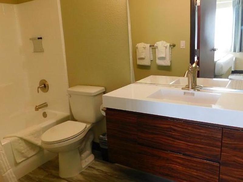 AC65C9187C68F8601DEA4E35805C268B