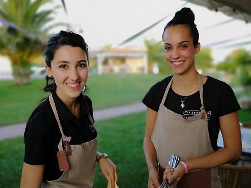 435769AA3F8088F340AFA17A0427274B