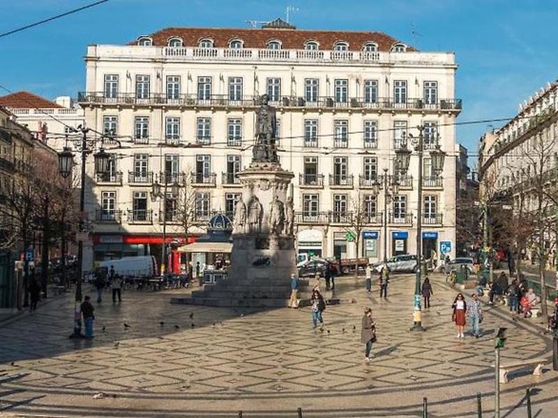 1028A212052399F09D160B728F3807E7