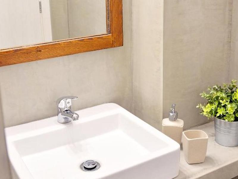 0382F1B07CB4ED34AF0974E51957F623