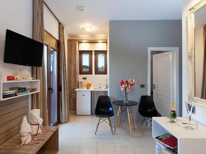 D14D3A068C2D34FA9C6A5438E3A1B807