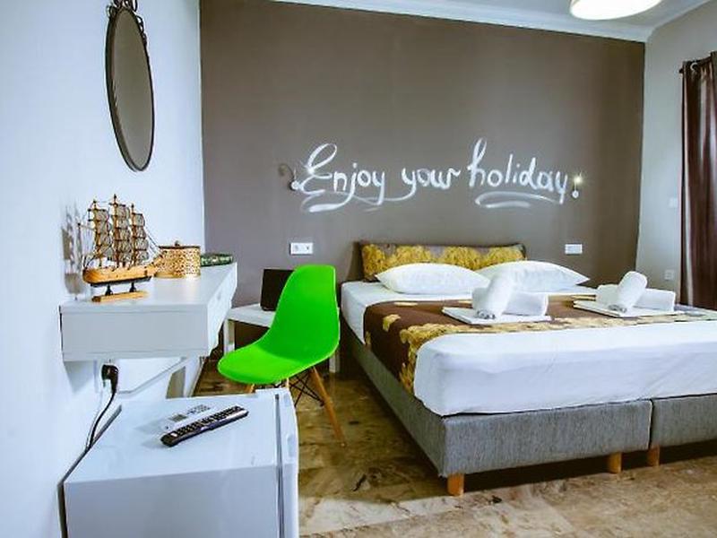 F57794561E4C67A04E651049CBC31F13